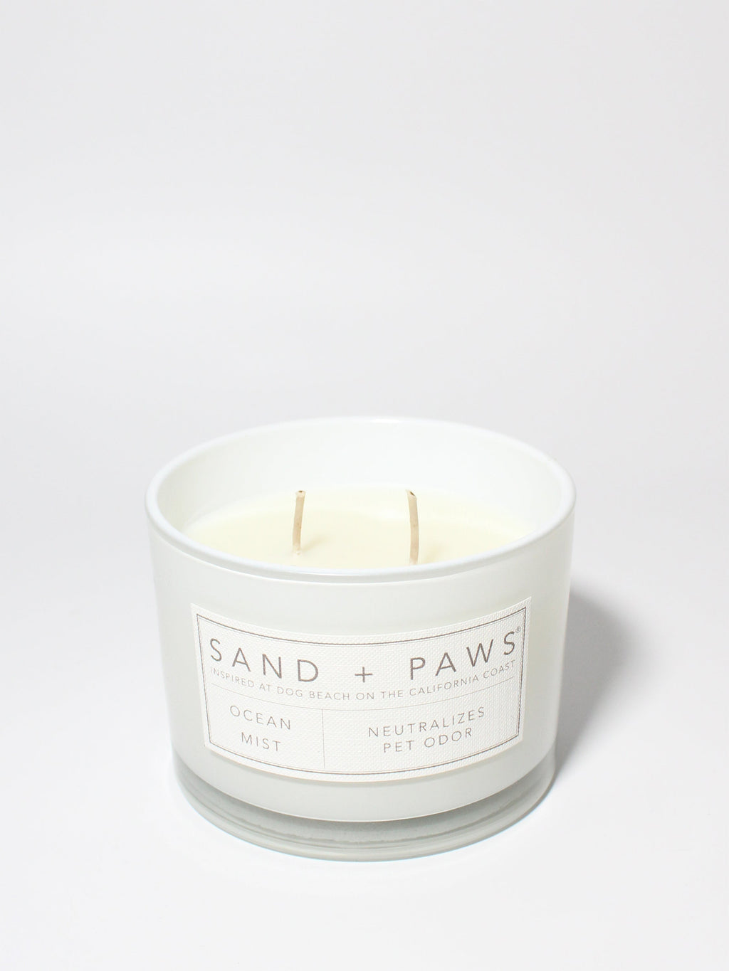 Luxurious Sand + Paws Ocean Mist 12 oz scented candle
