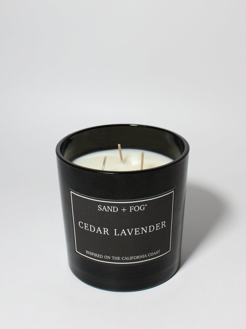 Luxurious Cedar Lavender 21 oz scented candle