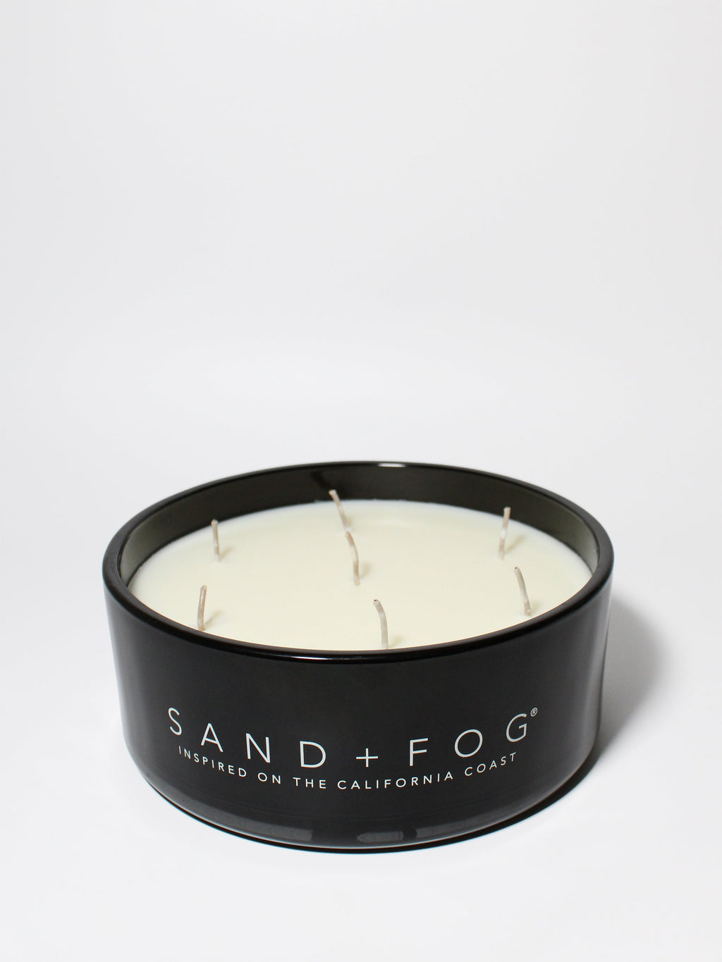 Luxurious Teakwood 34 oz scented candle