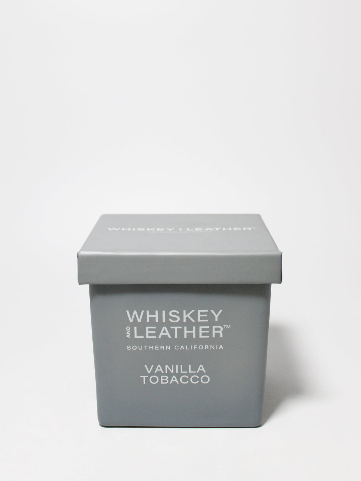 Luxurious Vanilla Tobacco 16 oz scented candle