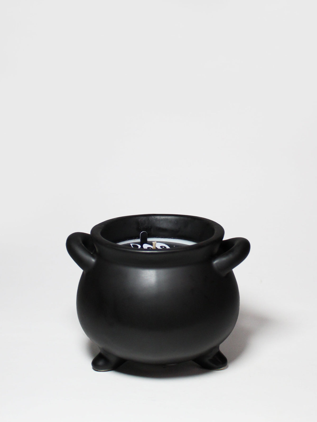 Luxurious Witches Brew 14 oz scented candle
