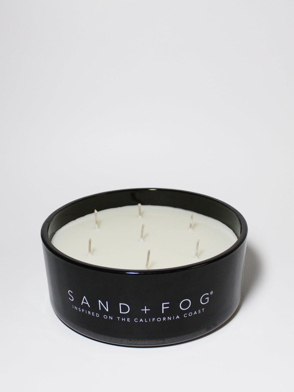 Luxurious Teakwood 34 oz scented candle