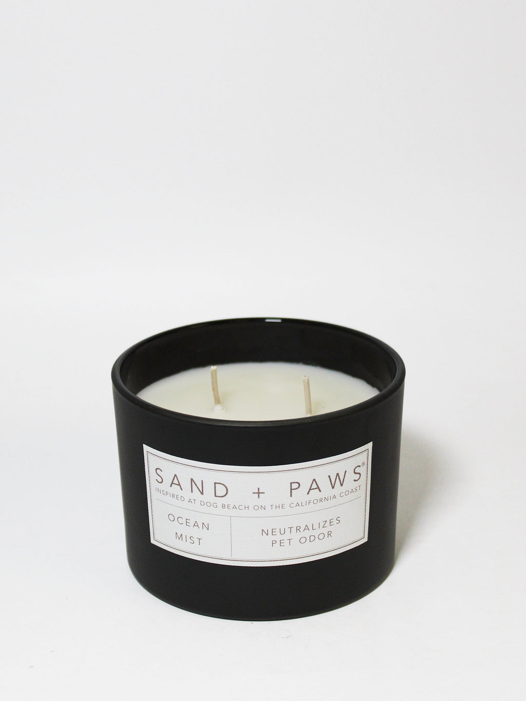 Luxurious Sand + Paws Ocean Mist 12 oz scented candle
