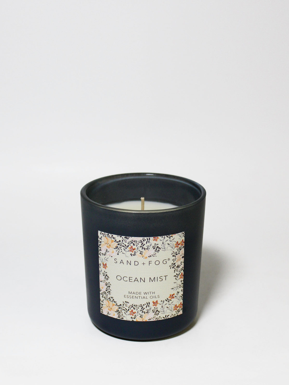 Luxurious Ocean Mist 10 oz scented candle
