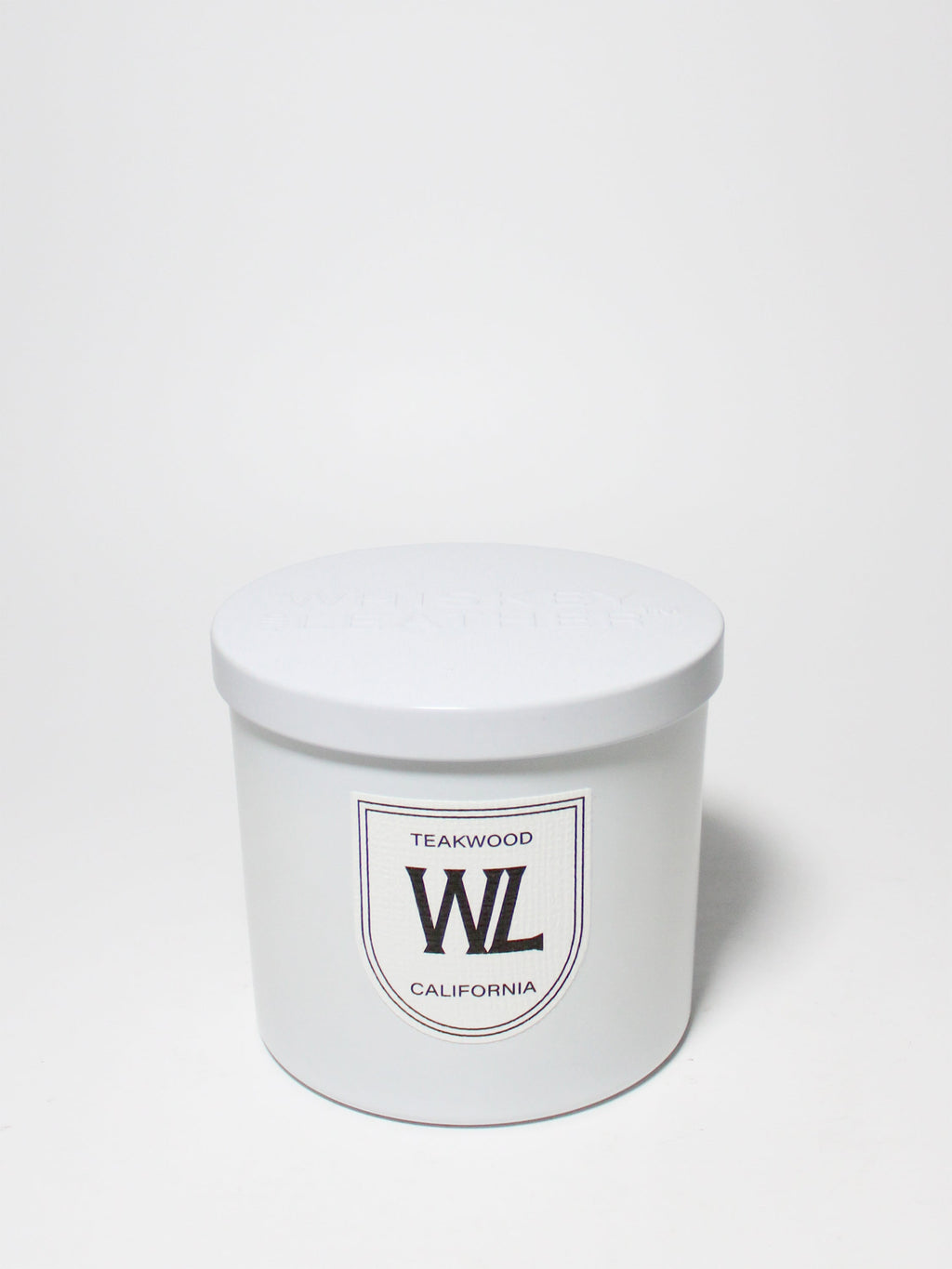 Luxurious Teakwood 11 oz scented candle