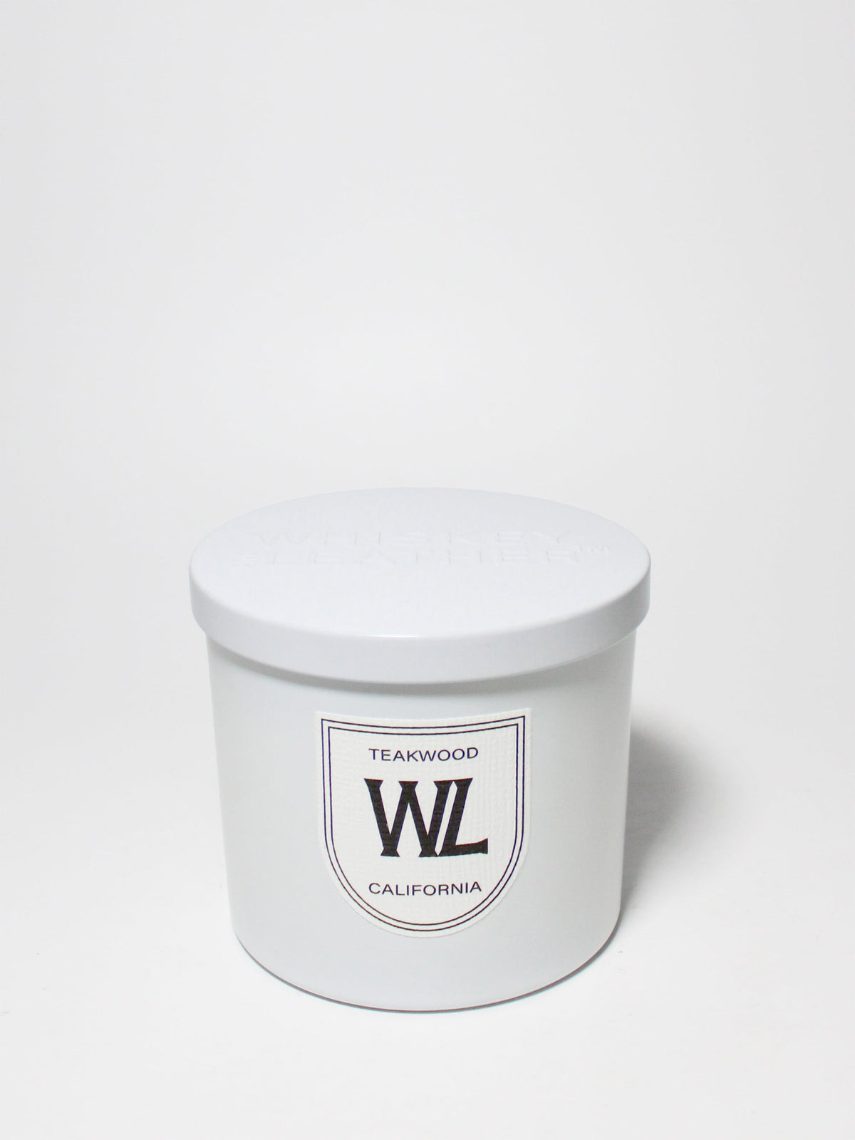Luxurious Teakwood 11 oz scented candle