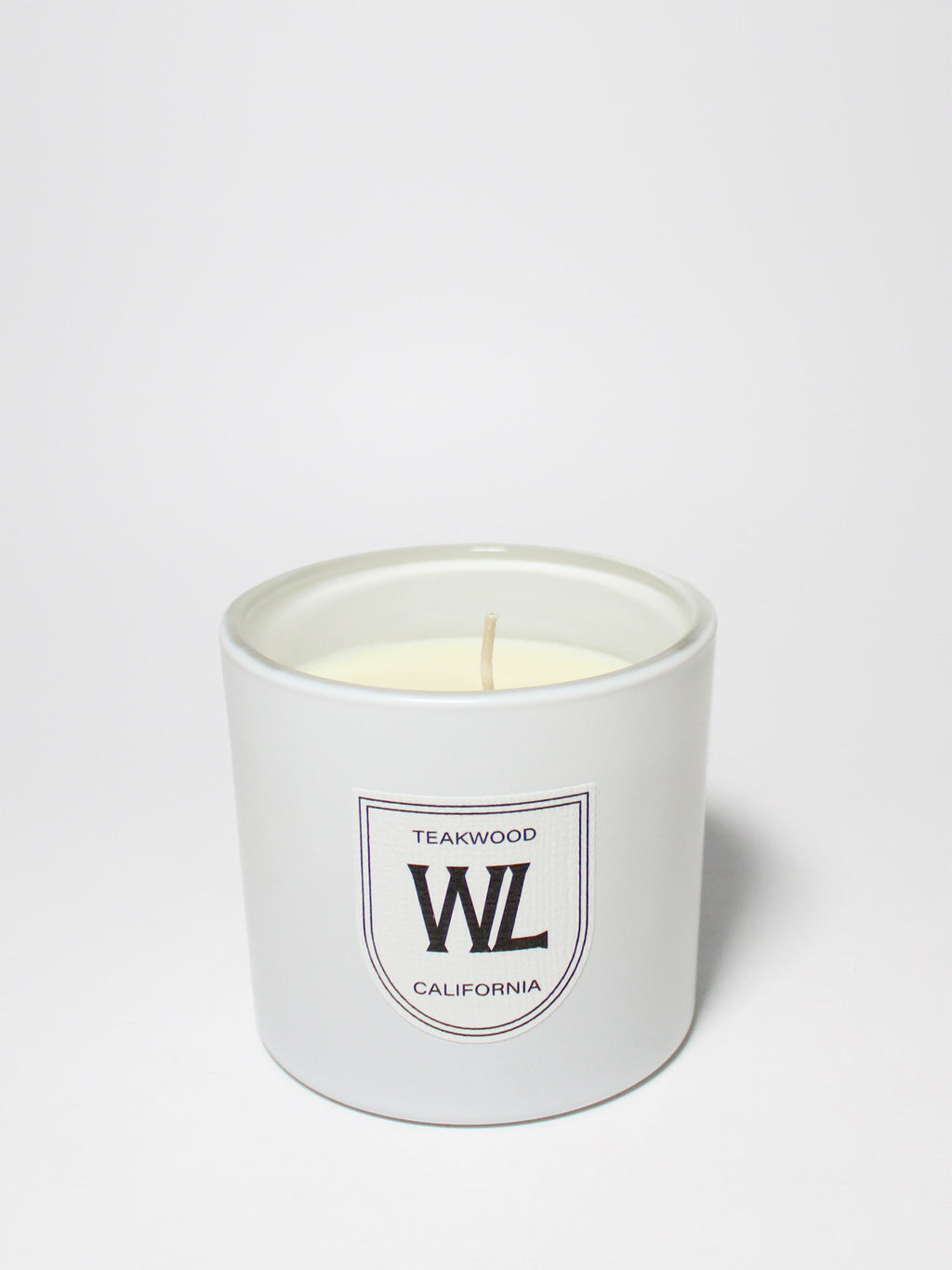 Luxurious Teakwood 11 oz scented candle
