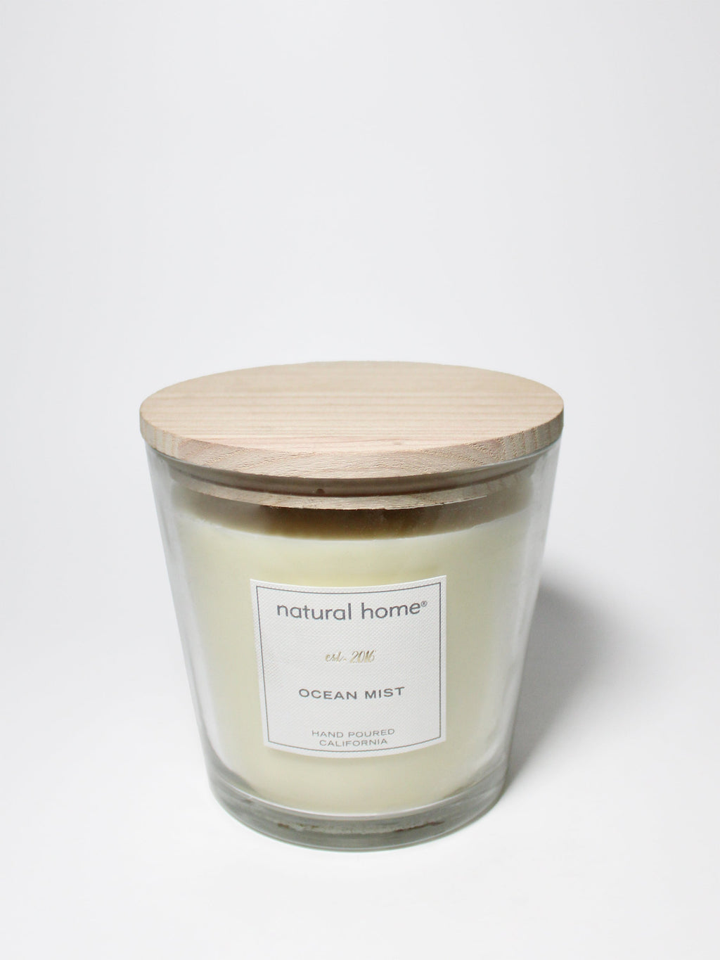 Luxurious Ocean Mist Natural Home 31 oz scented candle