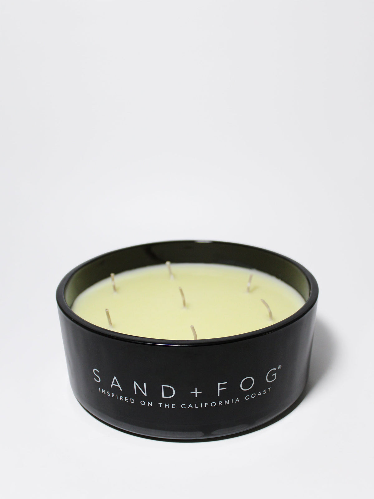 Luxurious Teakwood 34 oz scented candle
