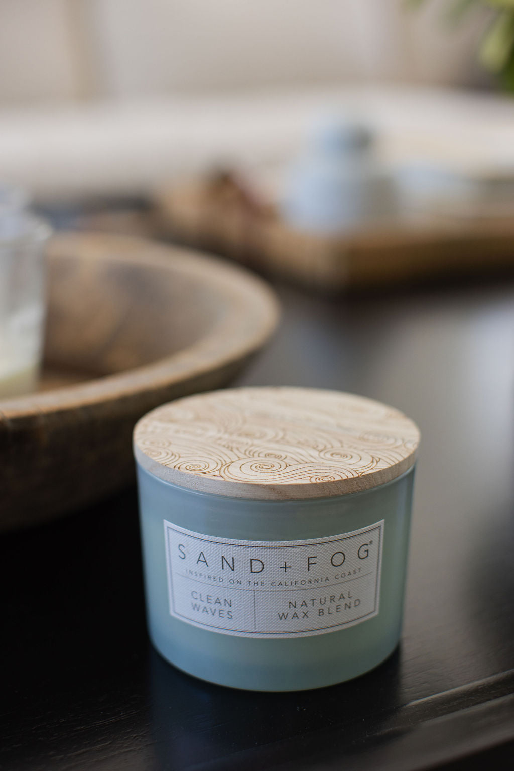 Luxurious Clean Waves 12 oz scented candle