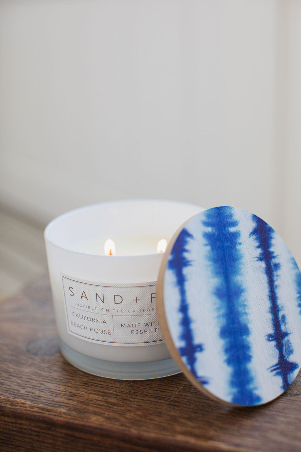 Luxurious California Beach House 12 oz scented candle