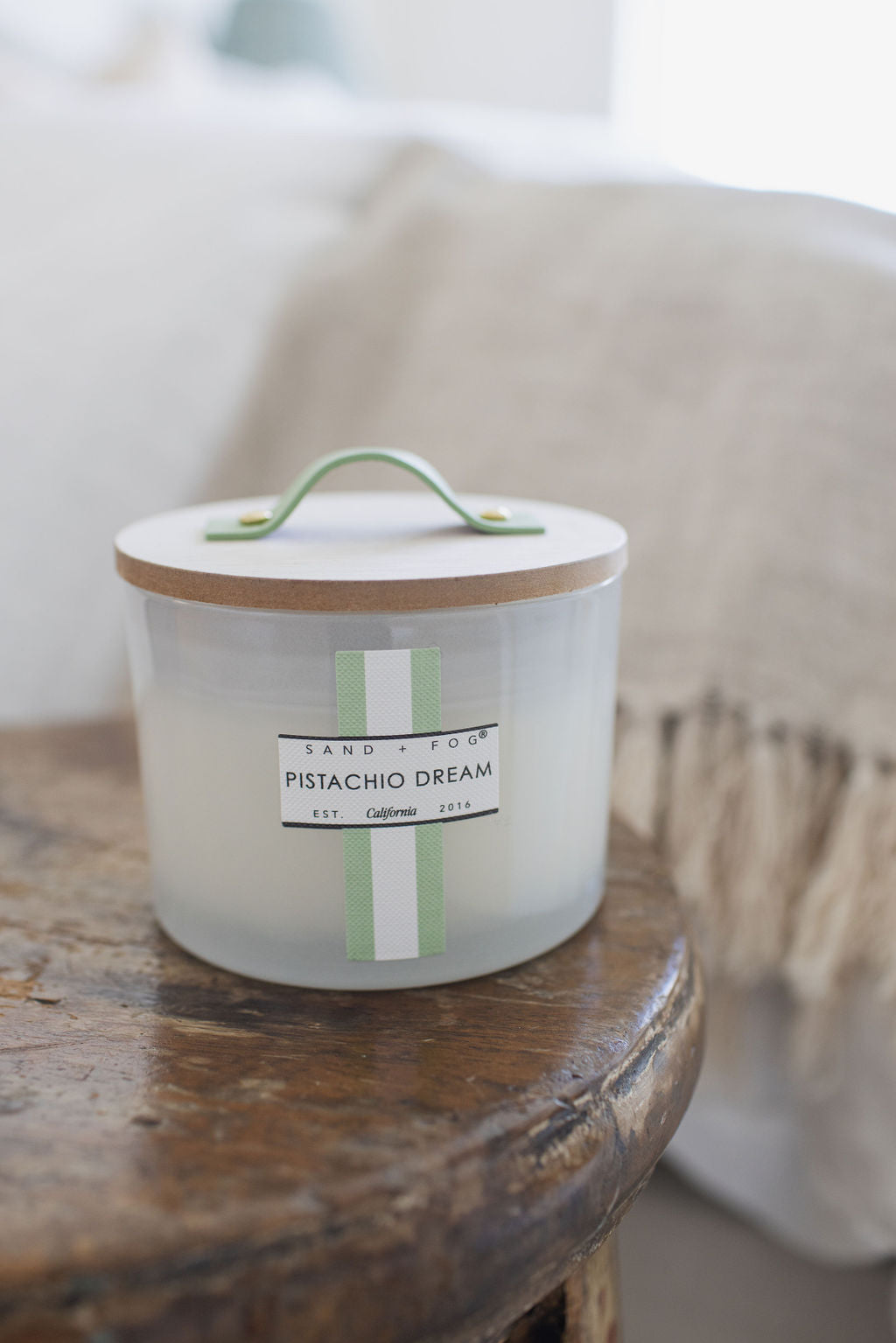 Luxurious Pistachio Dream 12 oz scented candle