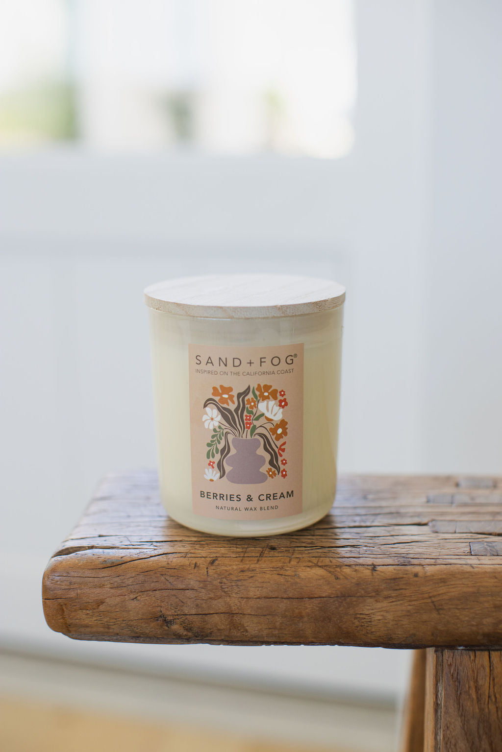 Luxurious Berries & Cream 10 oz scented candle