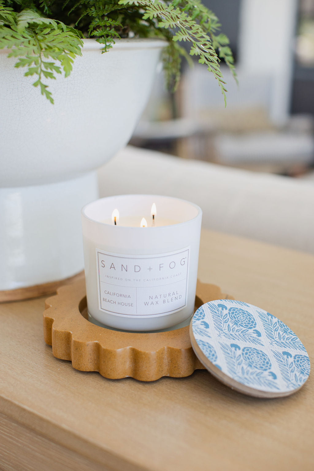 Luxurious California Beach House 21 oz scented candle