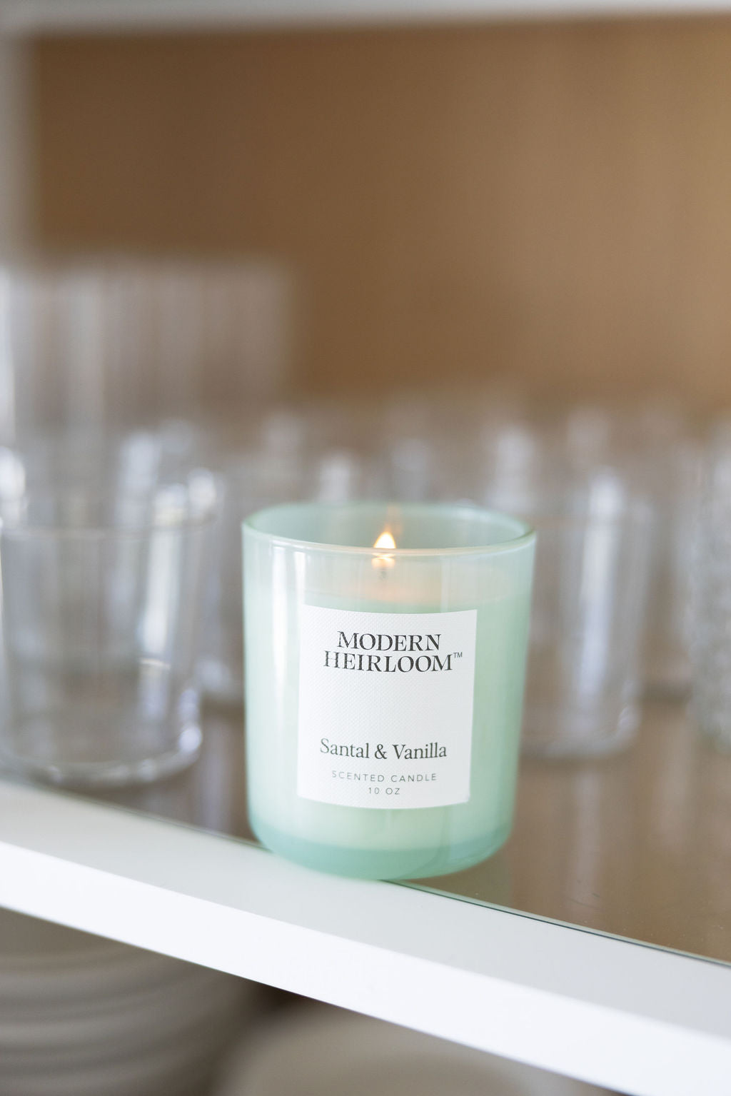 Luxurious Santal & Vanilla 10 oz scented candle