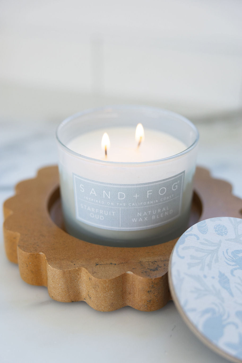Luxurious Starfruit Oud 12 oz scented candle