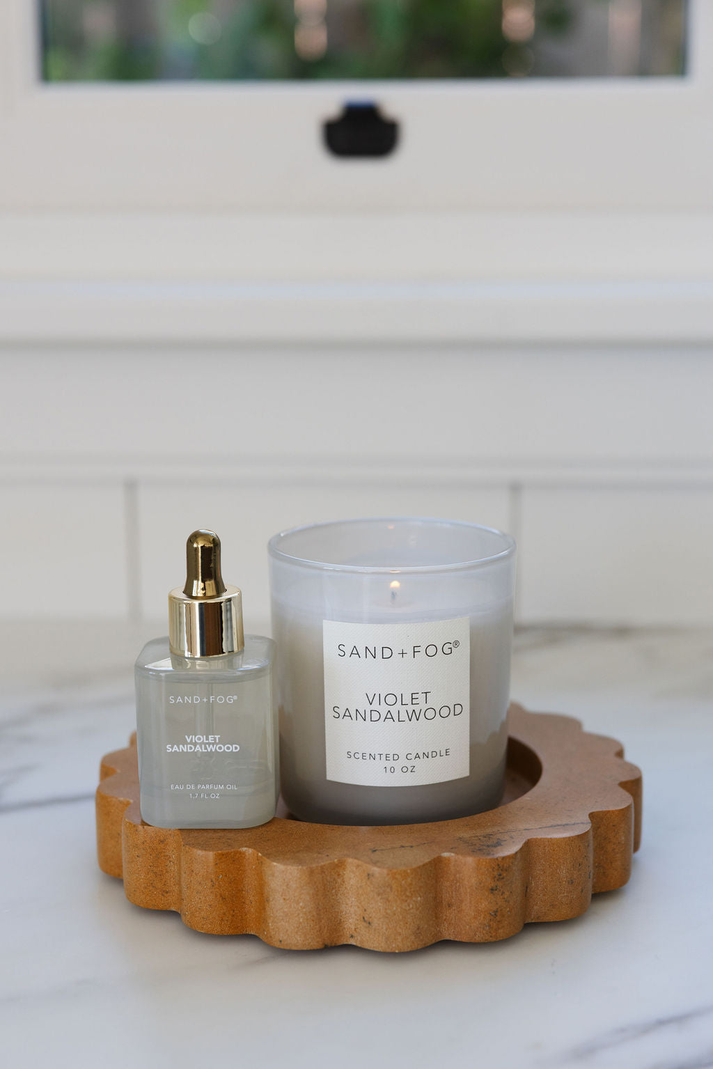 Luxurious Violet Sandalwood 10 oz scented candle