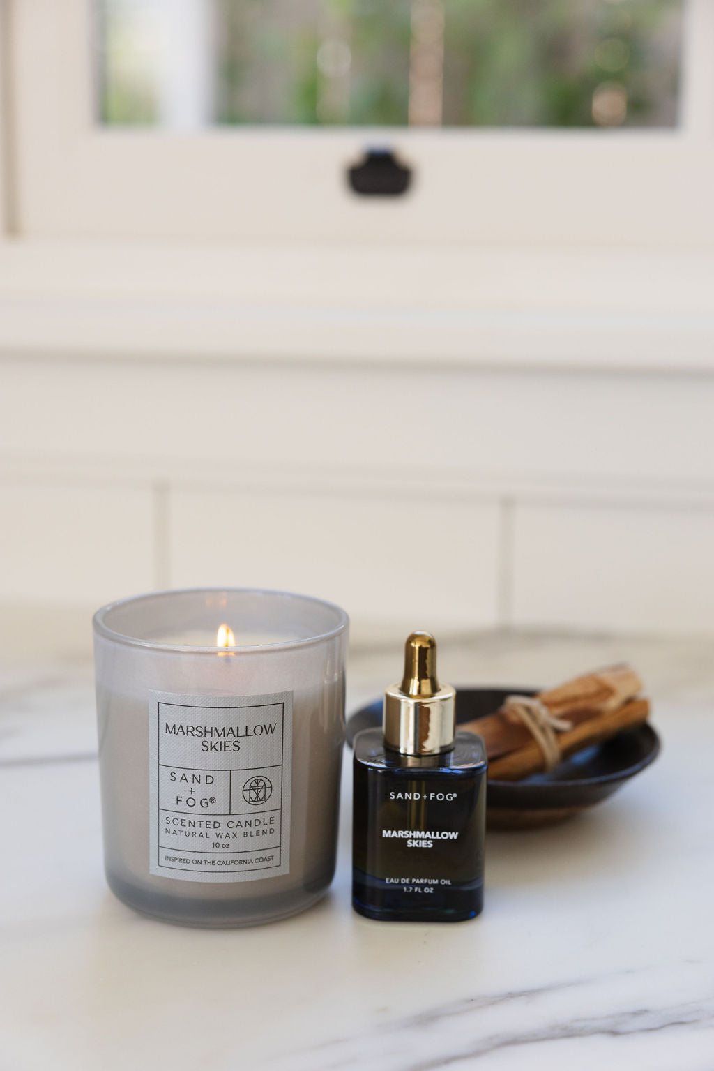Luxurious Marshmallow Skies 10 oz scented candle