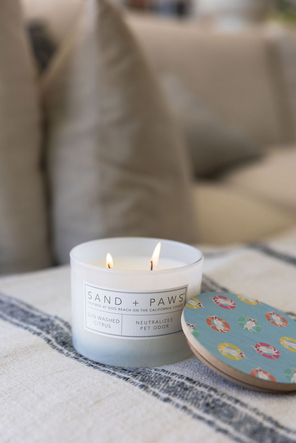 Luxurious Sand + Paws Sun Washed Citrus 12 oz scented candle