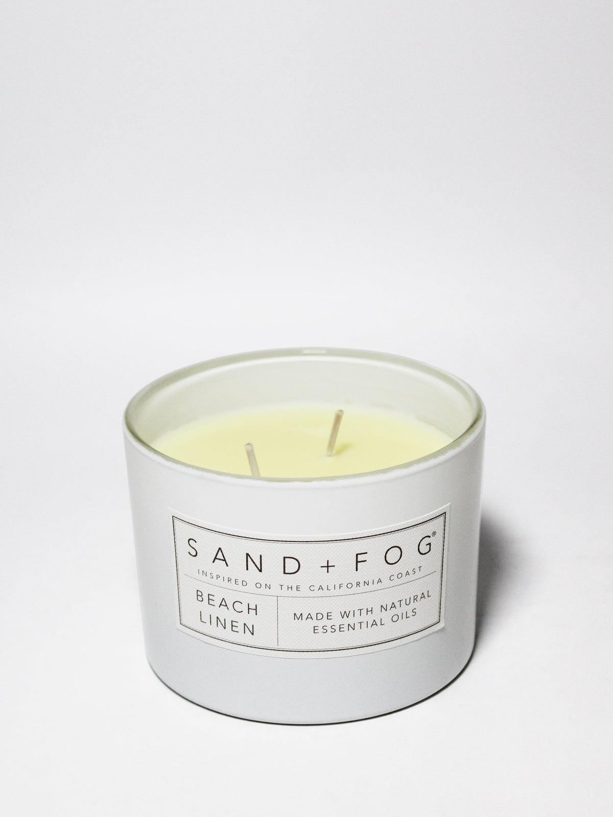 Luxurious Beach Linen 12 oz scented candle