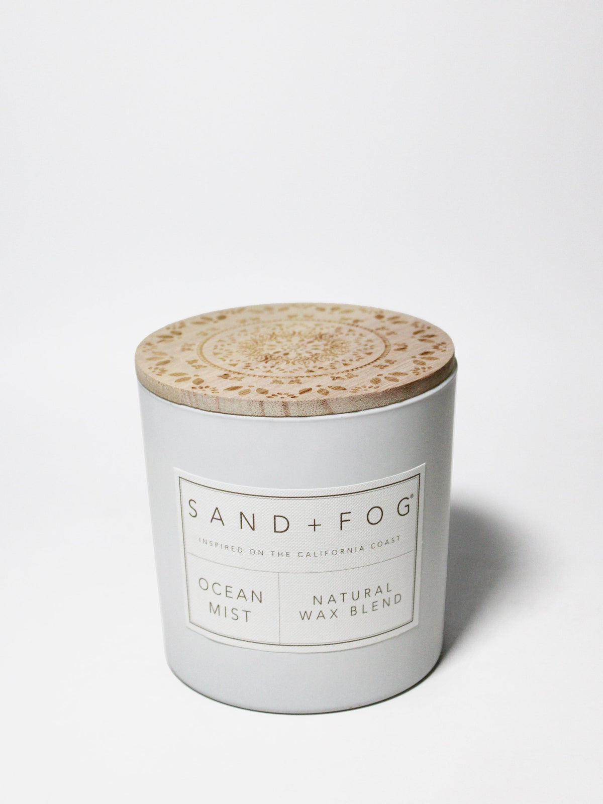 Luxurious Ocean Mist 21 oz scented candle