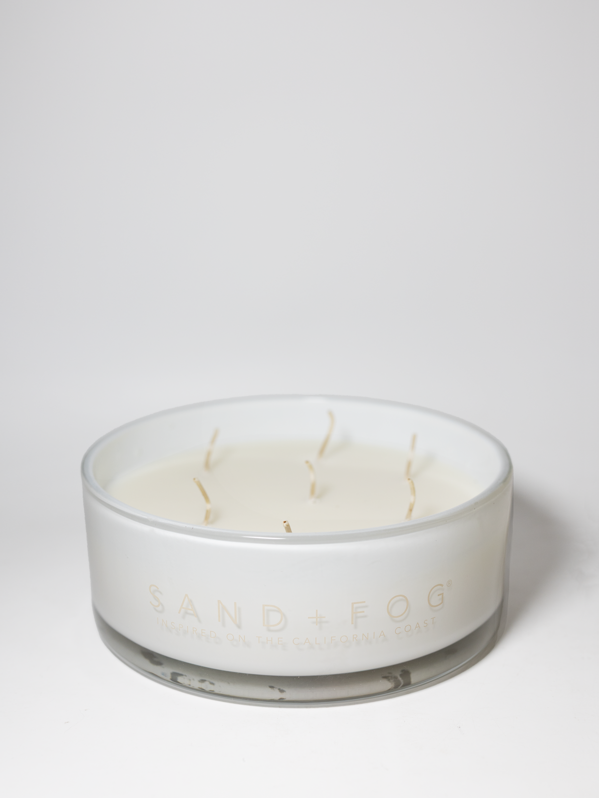 Luxurious Vanilla Sandalwood 34 oz scented candle