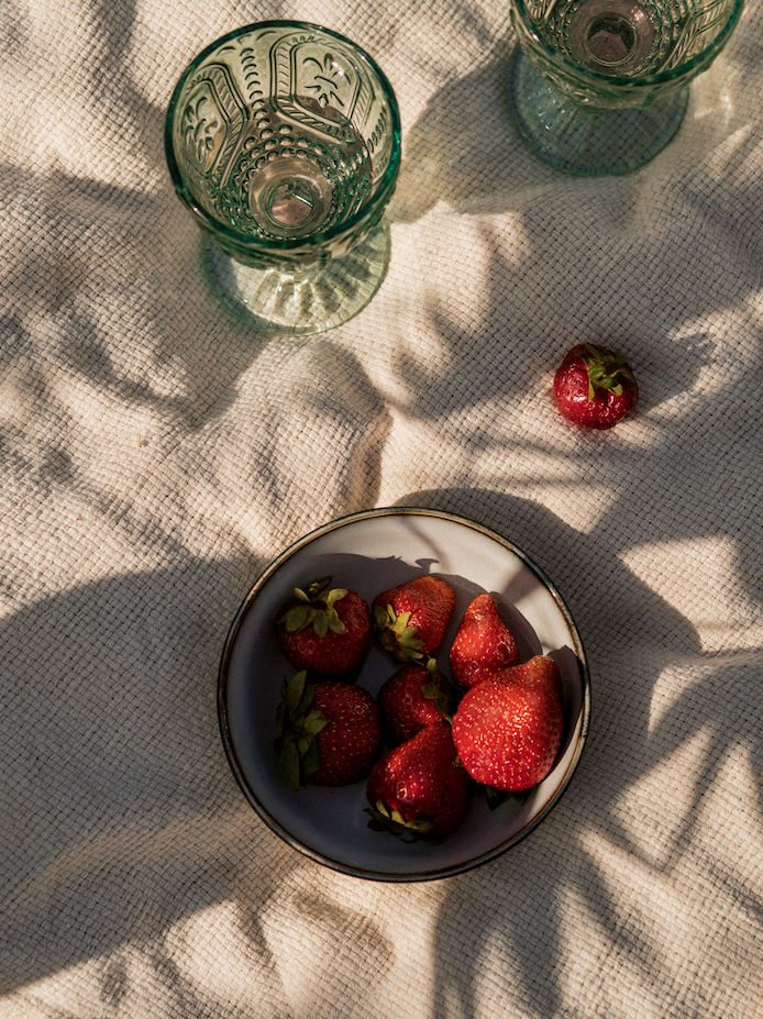 Luxurious Strawberry Mimosa 21 oz scented candle