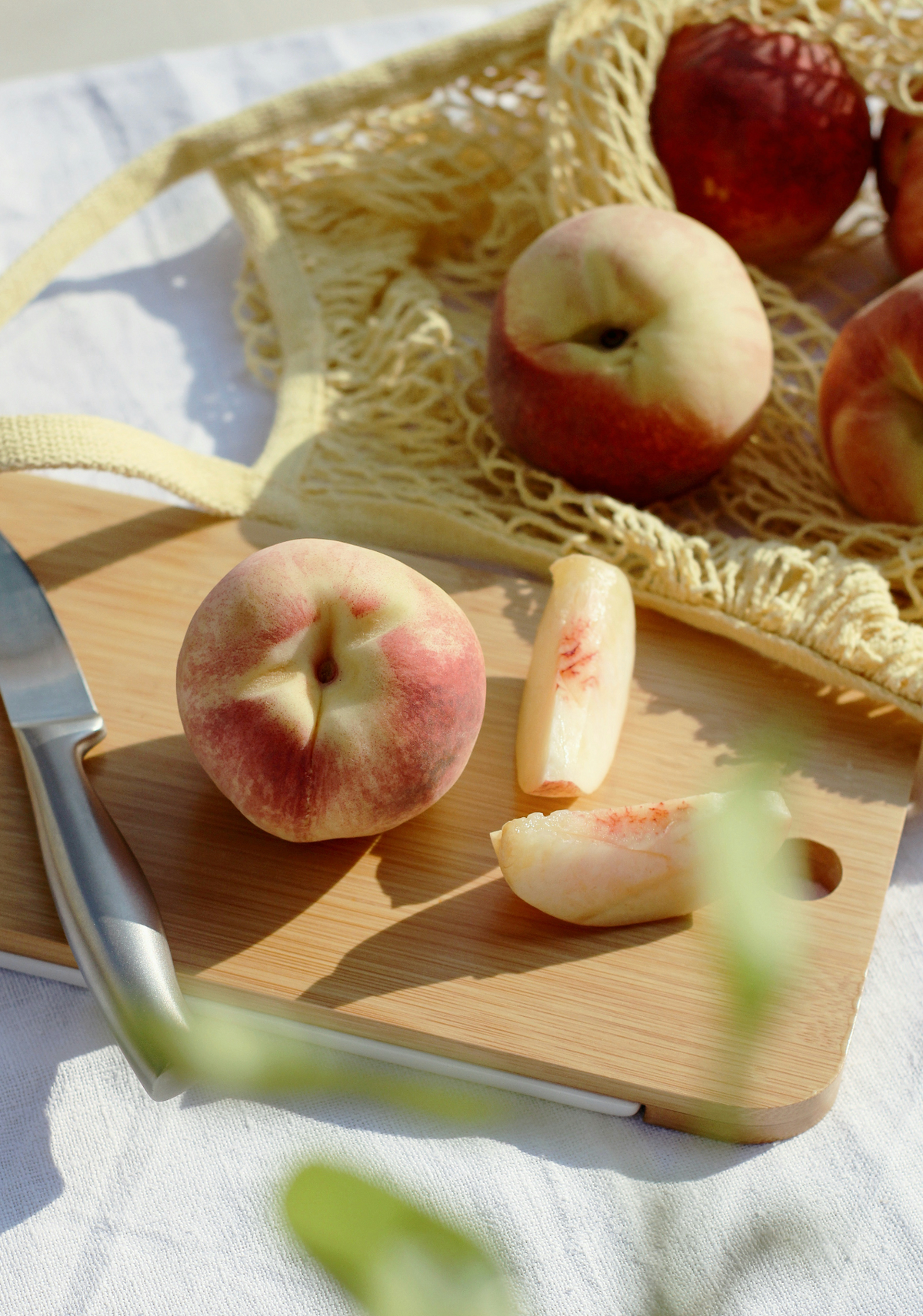 Captivating White Peach 50 ml Perfume Oil Dropper