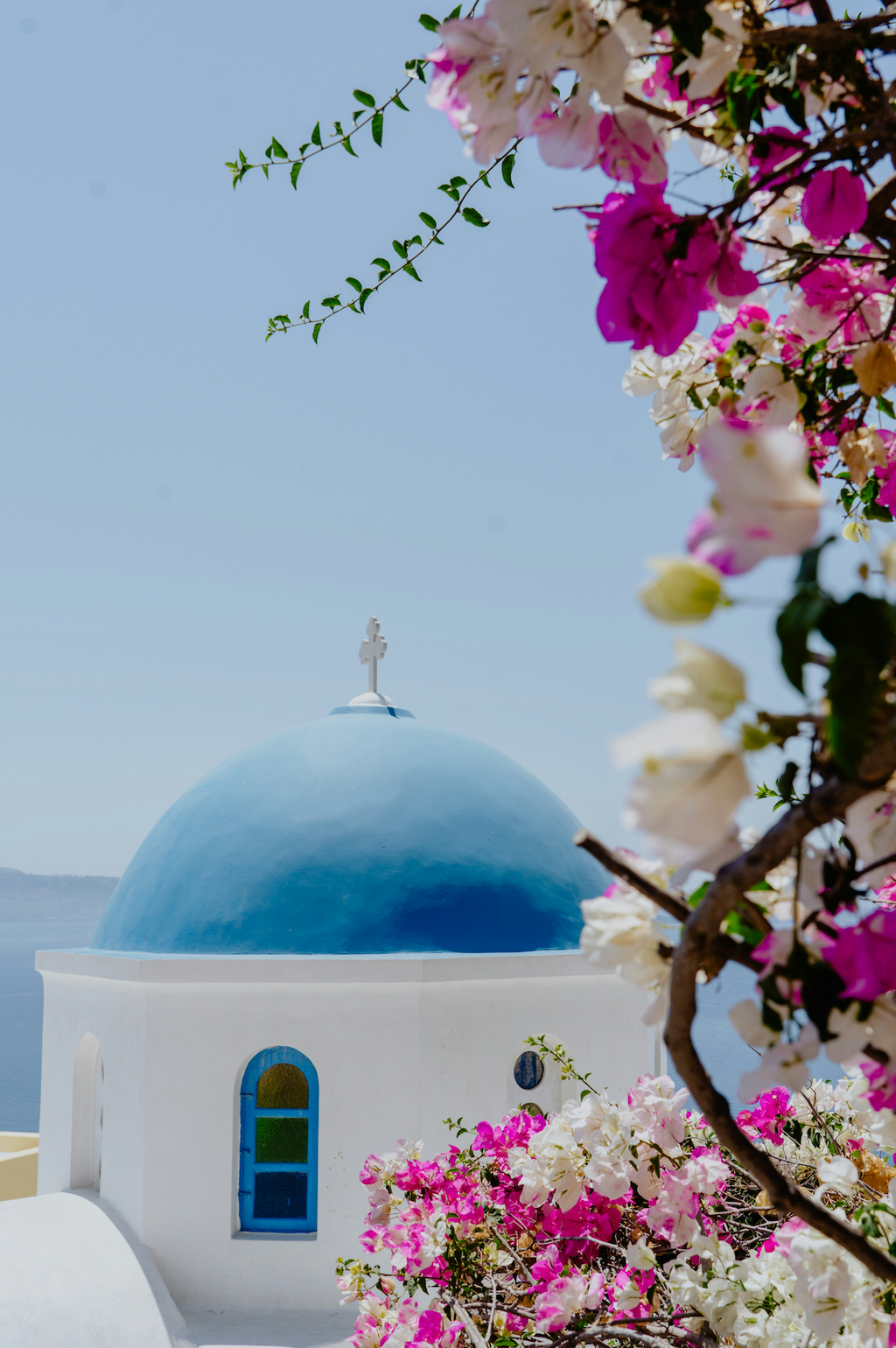 Luxurious Santorini 12 oz scented candle