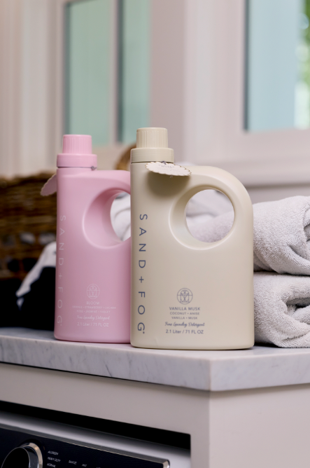 Powerful Vanilla Musk 71 oz Laundry Detergent