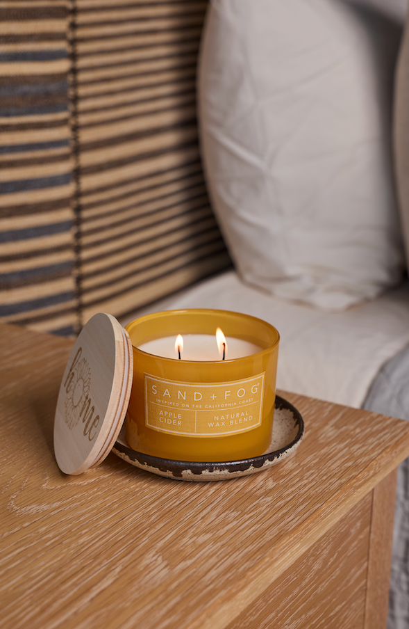 Luxurious Apple Cider 12 oz scented candle