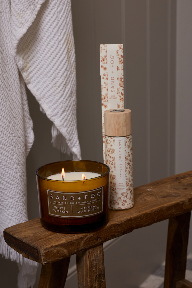 Luxurious White Pumpkin 12 oz scented candle