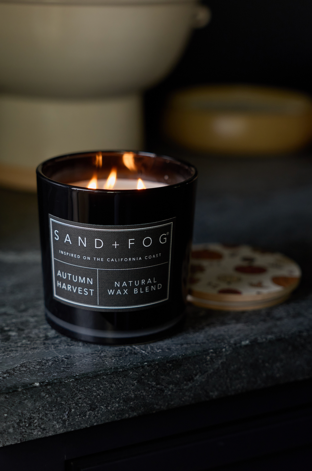 Luxurious Autumn Harvest 21 oz scented candle