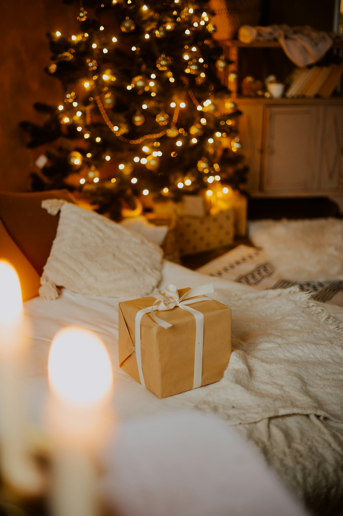 Luxurious Perfect Holiday 12 oz scented candle