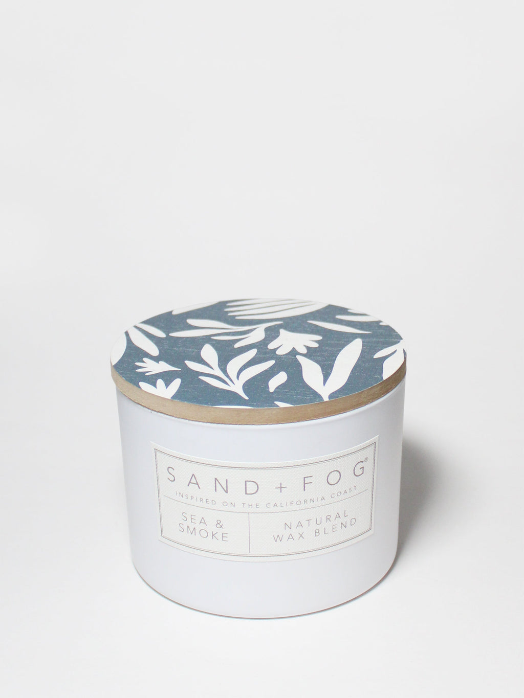 Luxurious Sea & Smoke 12 oz scented candle